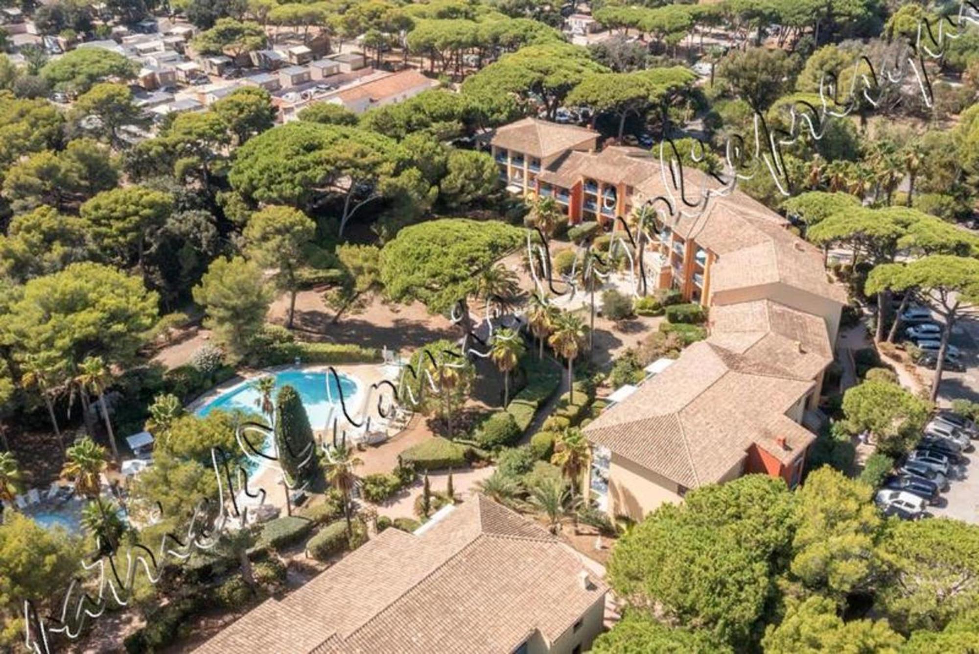 Magnifique Parc De La Presqu'Ile Avec Piscine Et Plage Face A Porquerolles ! Ιέρ Εξωτερικό φωτογραφία